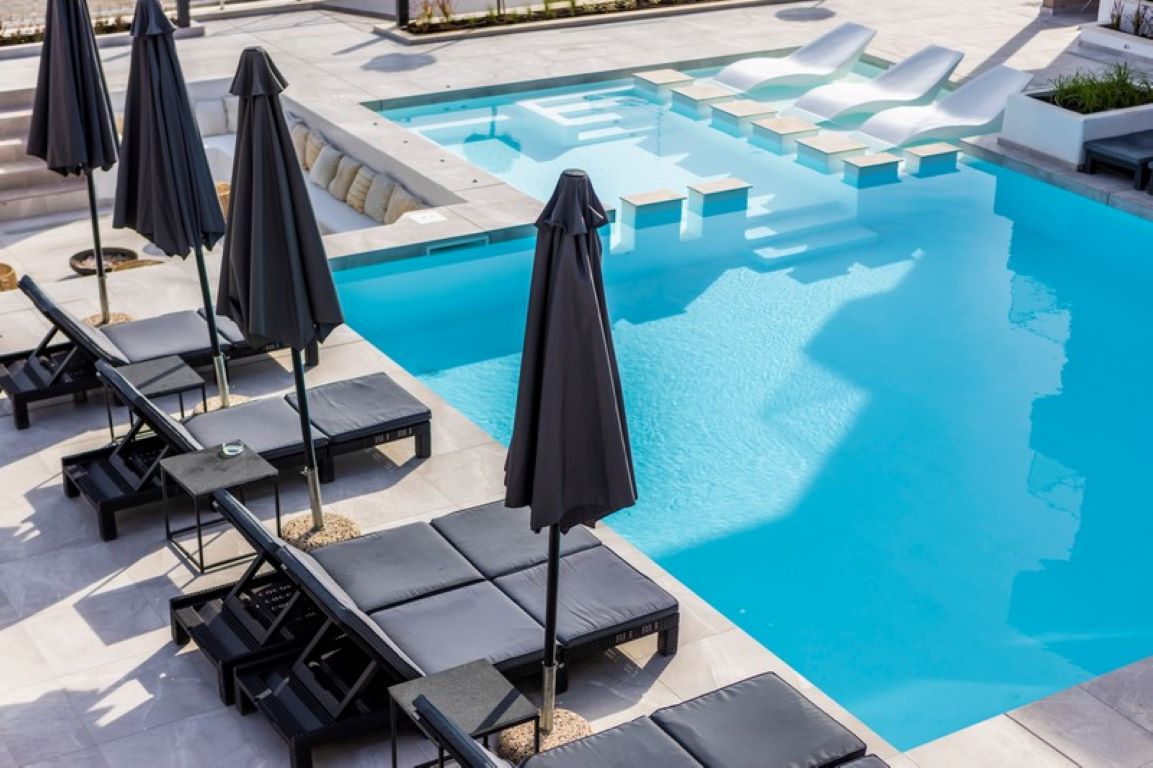Selena Beach Hotel-Bazen.jpg