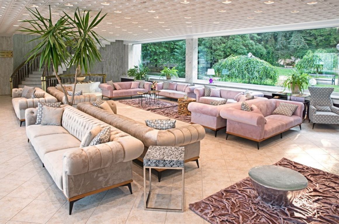 Hotel Marina-Lobby.jpg