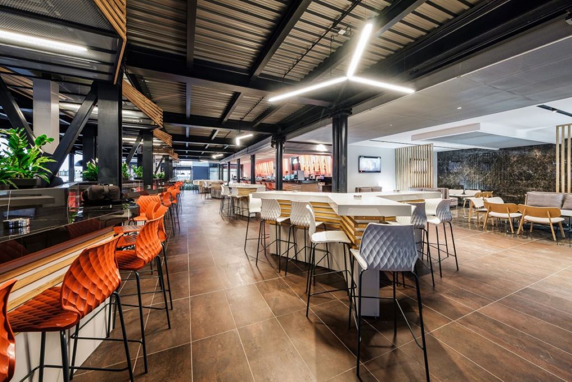 Voya Beach Resort Hotel-The Bar.jpg