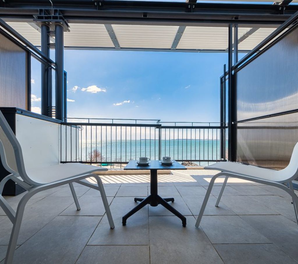 Voya Beach Resort-Standardna soba more.jpg