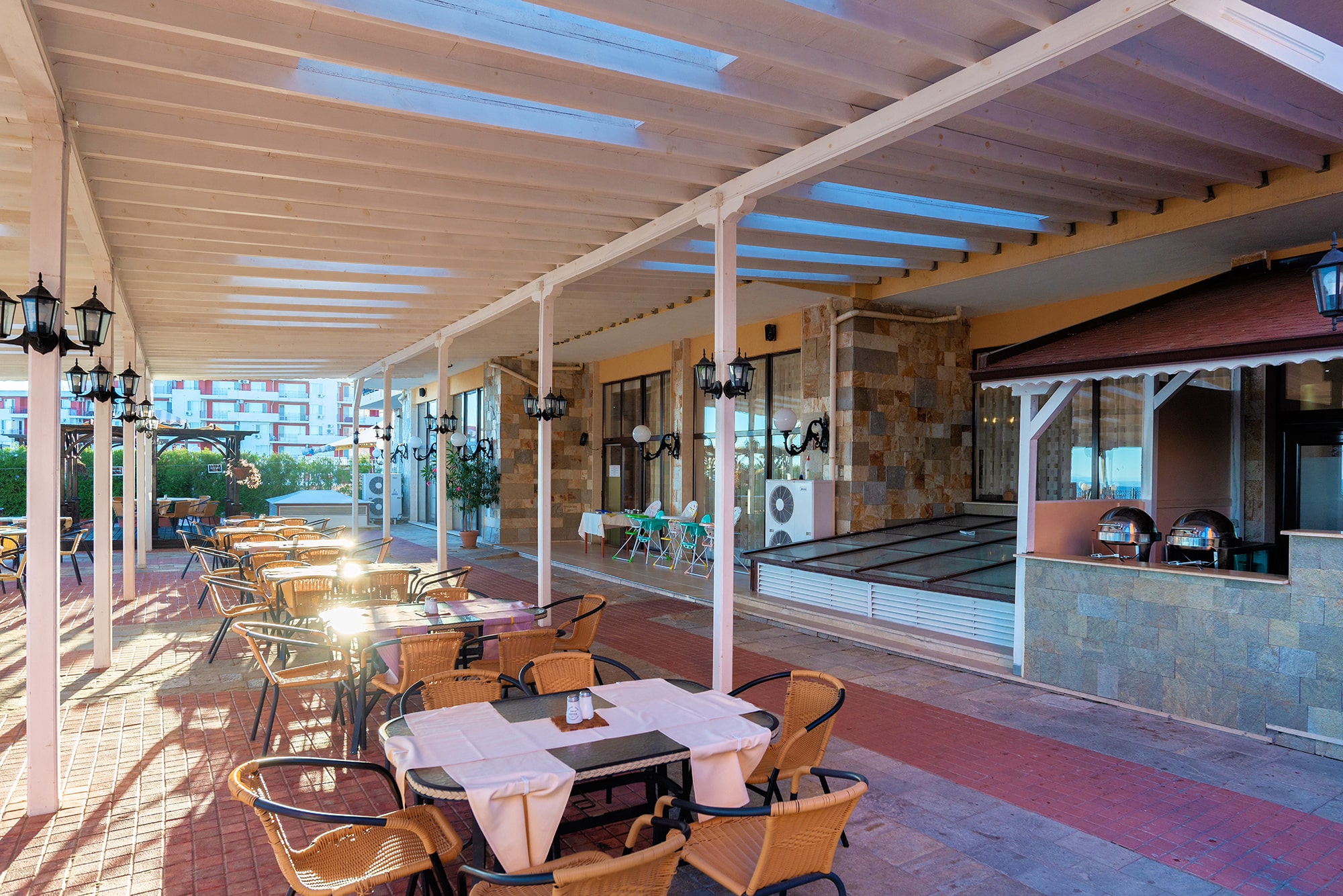 Tiva del Mar-Terasa restoran.jpg