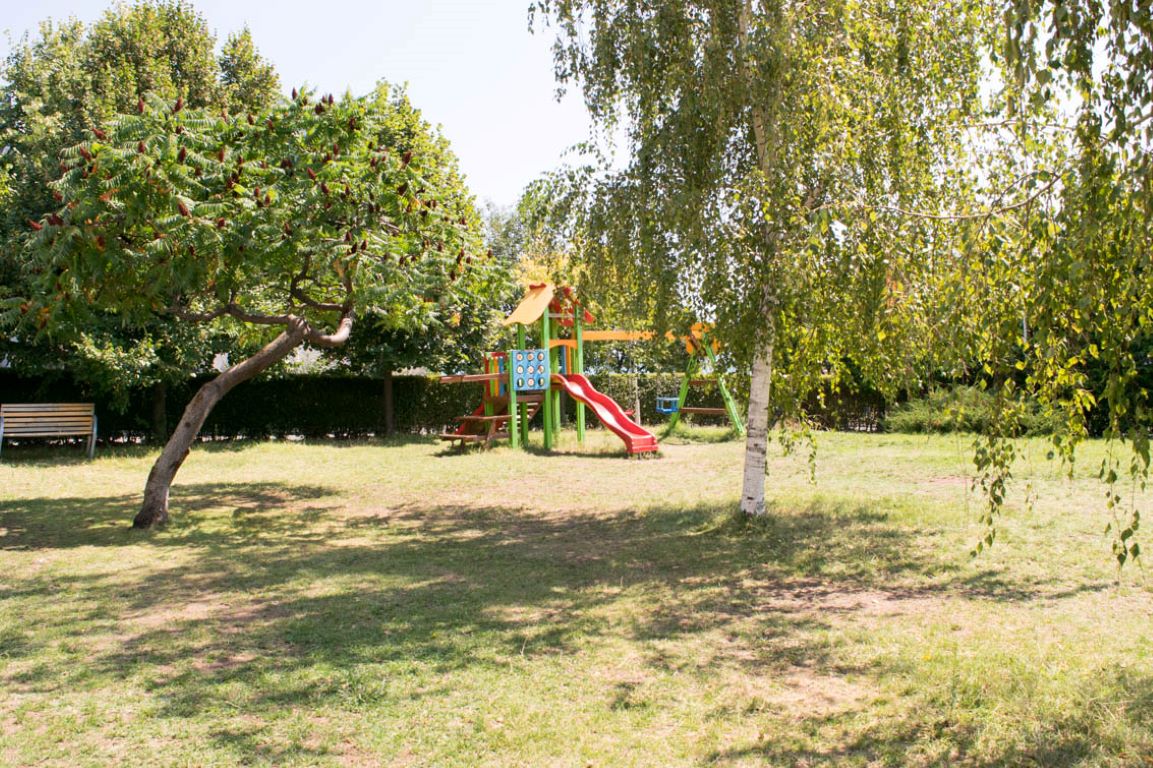Hotel Sineva Park-Decije igraliste.jpg