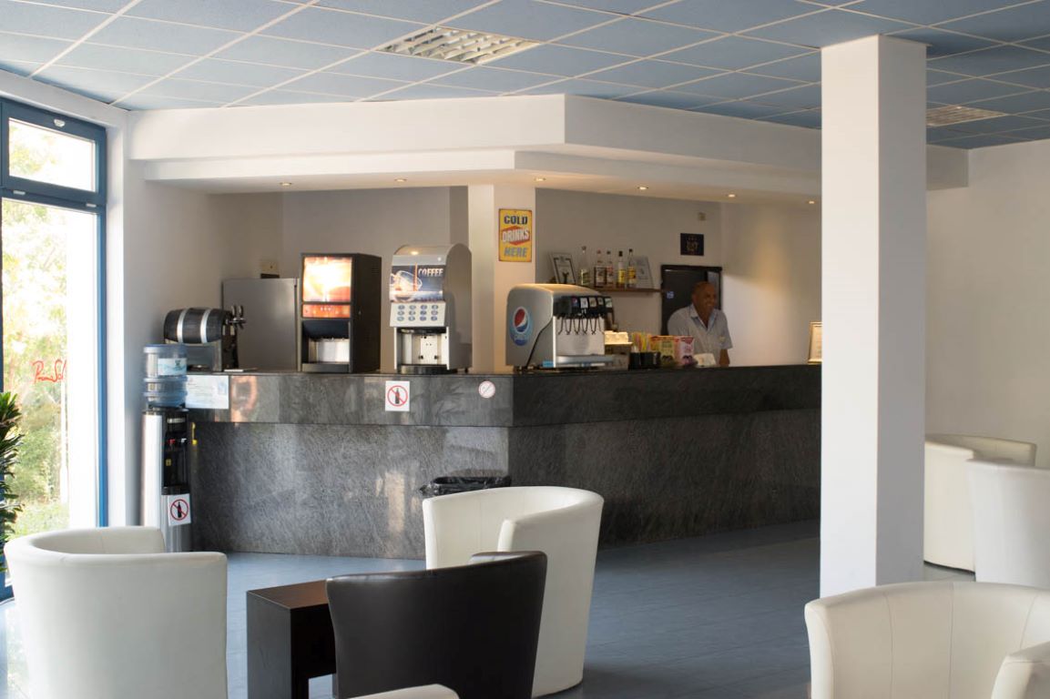 Sineva Park-Lobby bar.jpg