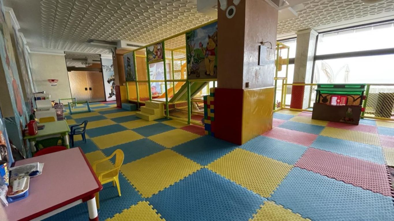 Hotel Palace-Deciji klub.jpg