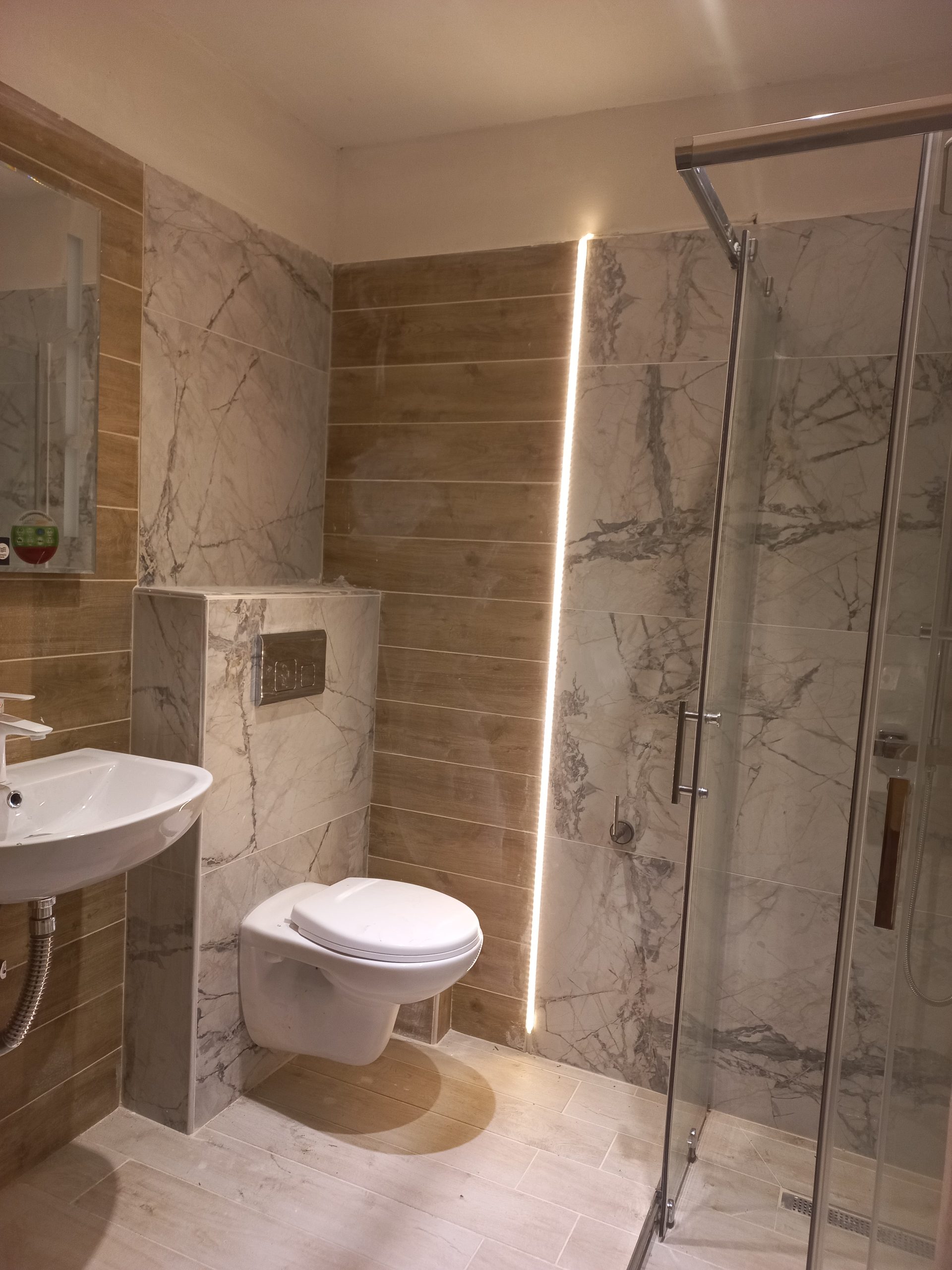 Marti Garden suites kupatilo suite xl garden view.jpg