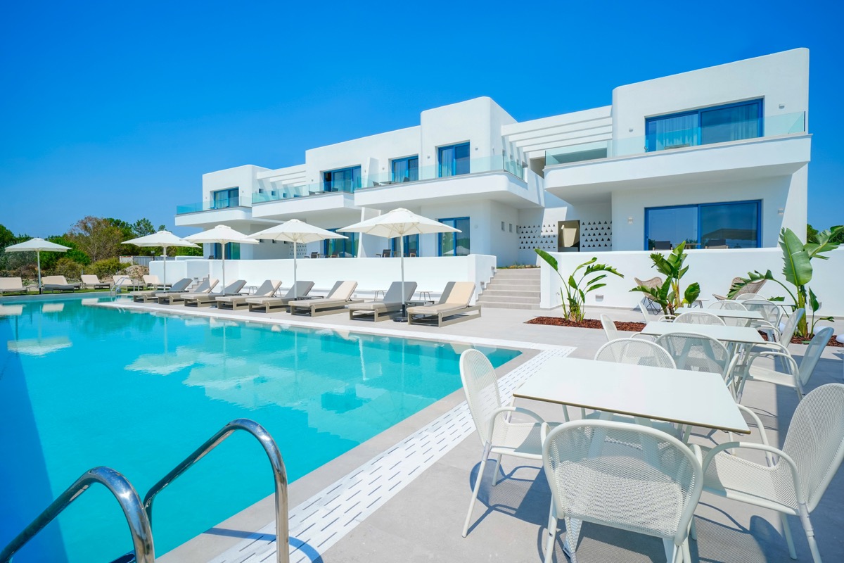 Narciso Luxury Suites.jpg