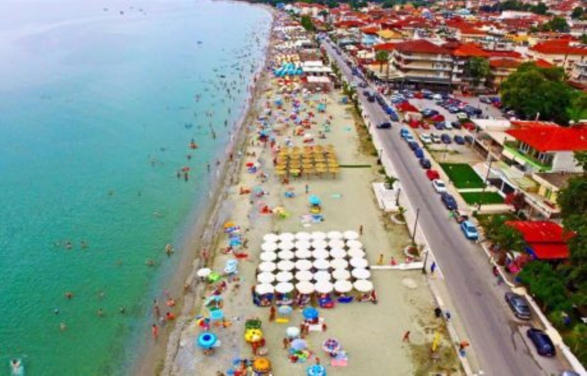 Olympos Suites Apartments plaza.jpg