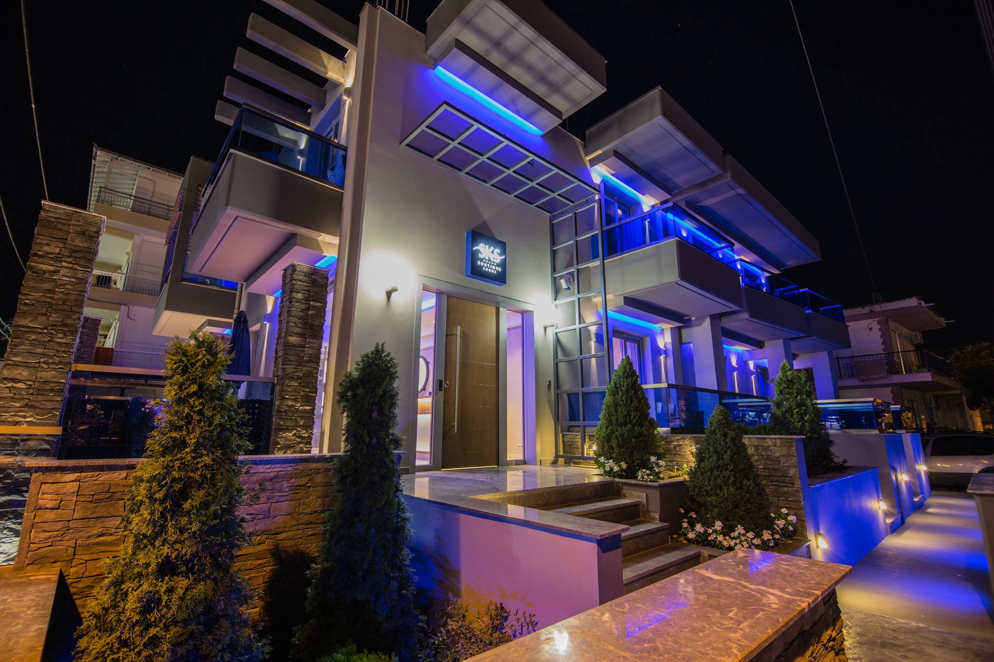 SKS Boutique Rooms & Suites.jpg