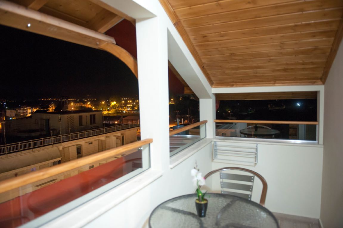 Vizantio Hotel pogled sa terase.jpg