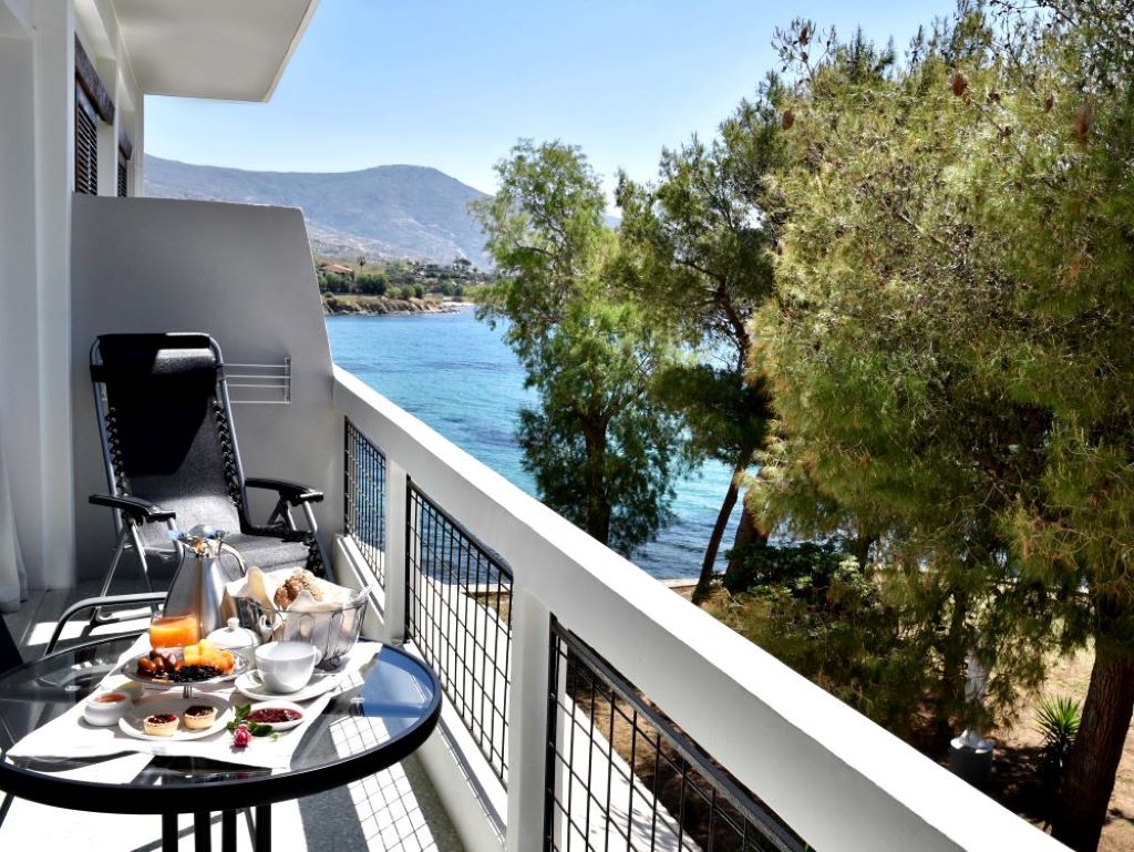 Karystion hotel suite Meliti pogled more.jpg