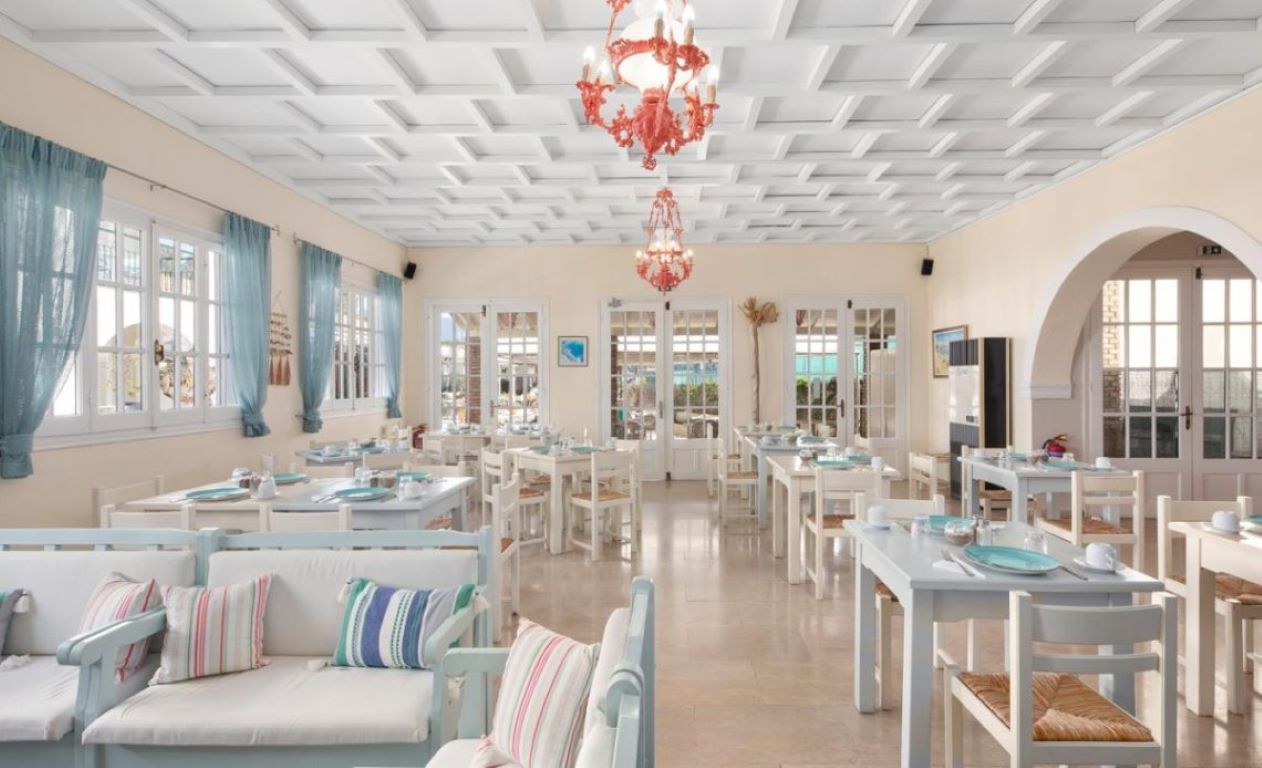 Iliada Beach hotel sala za dorucak.jpg