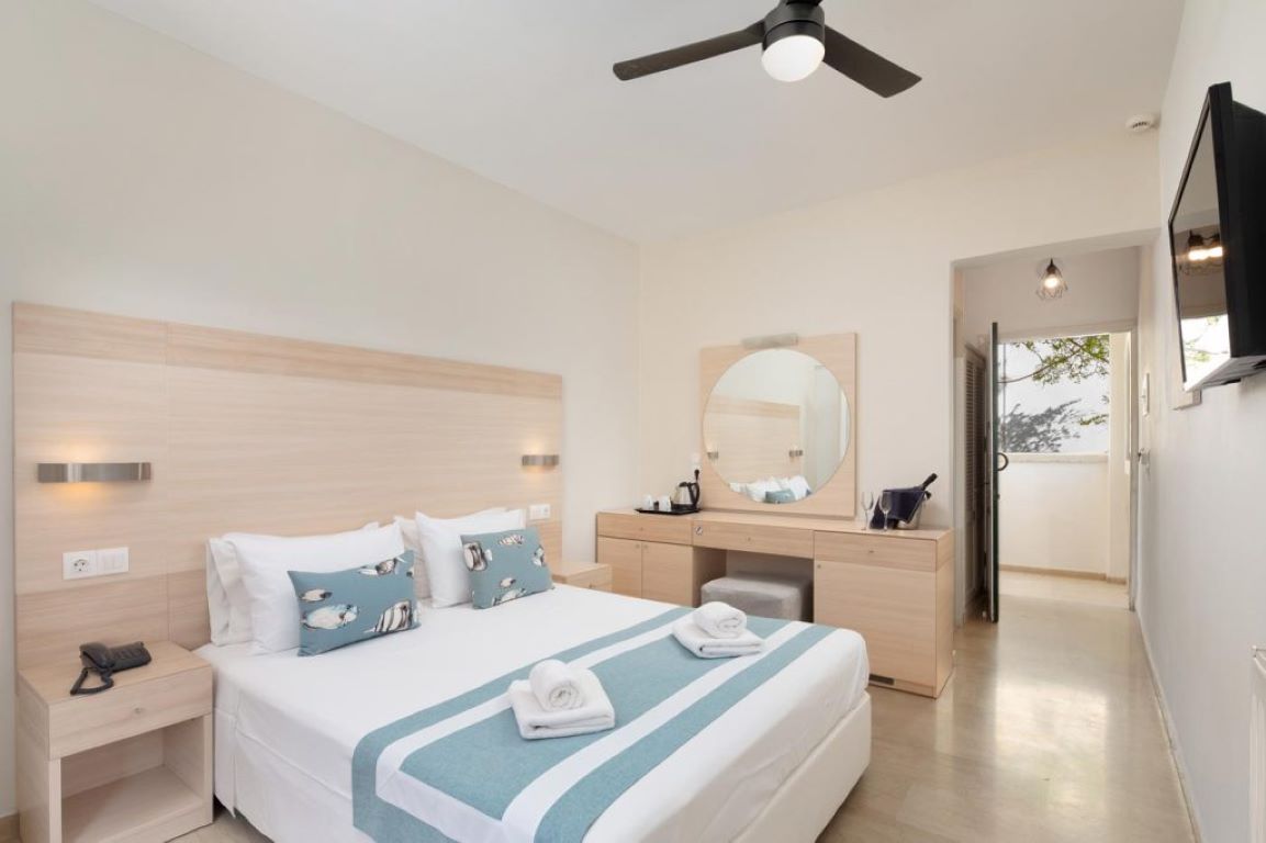 Iliada Beach hotel twin double room.jpg
