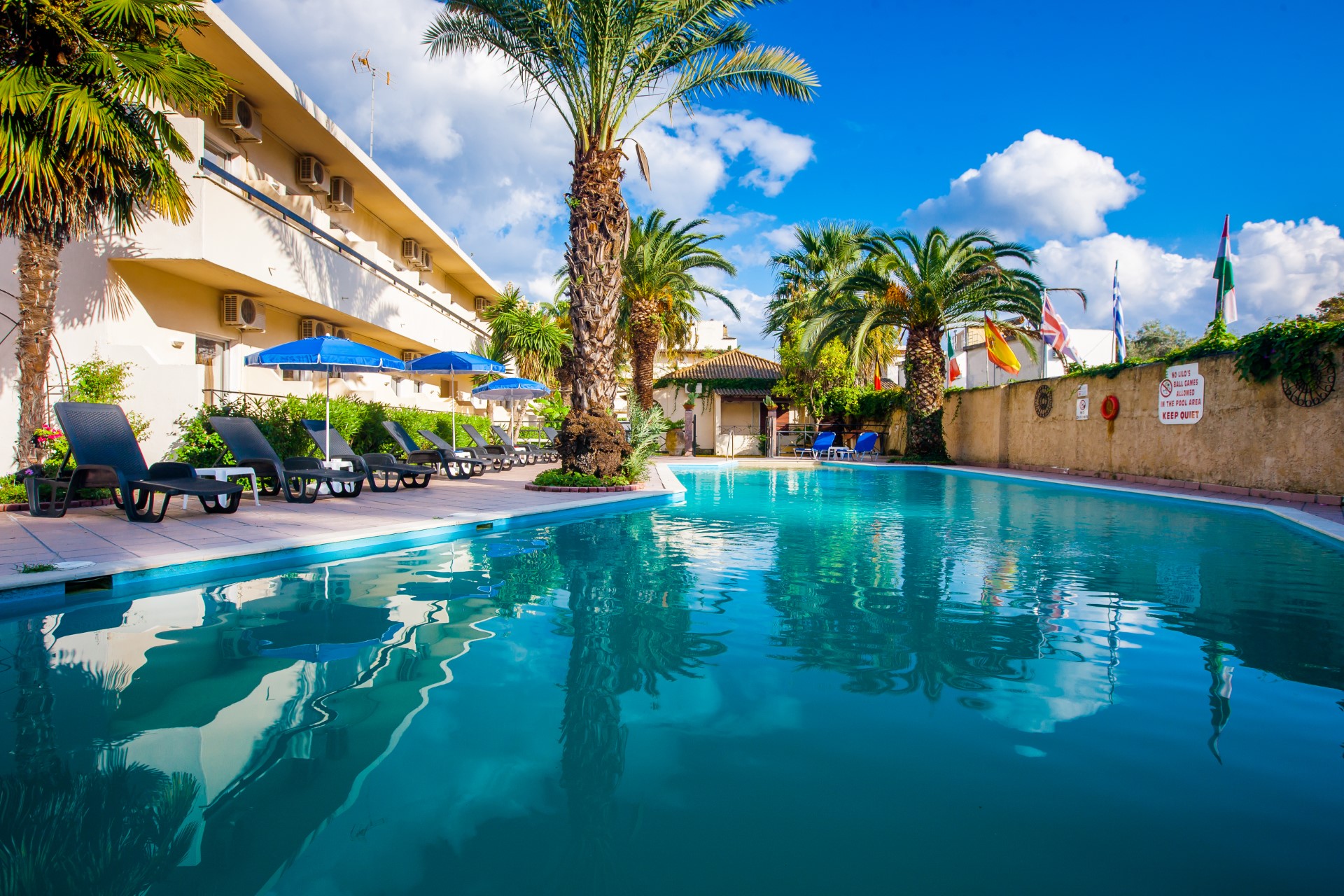 Ipsos di Mare hotel bazen.jpg