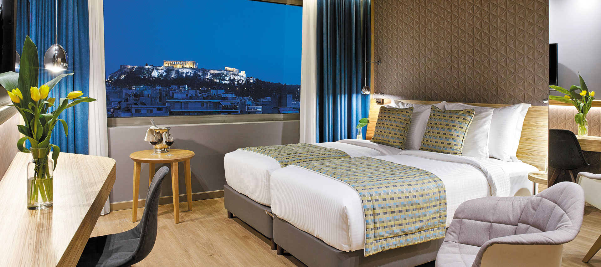 Wyndham Geand Athens hotel Executive Twin Acropolis View.jpg
