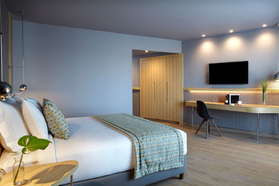 Wyndham Grand Athens hotel standard double city view.jpg