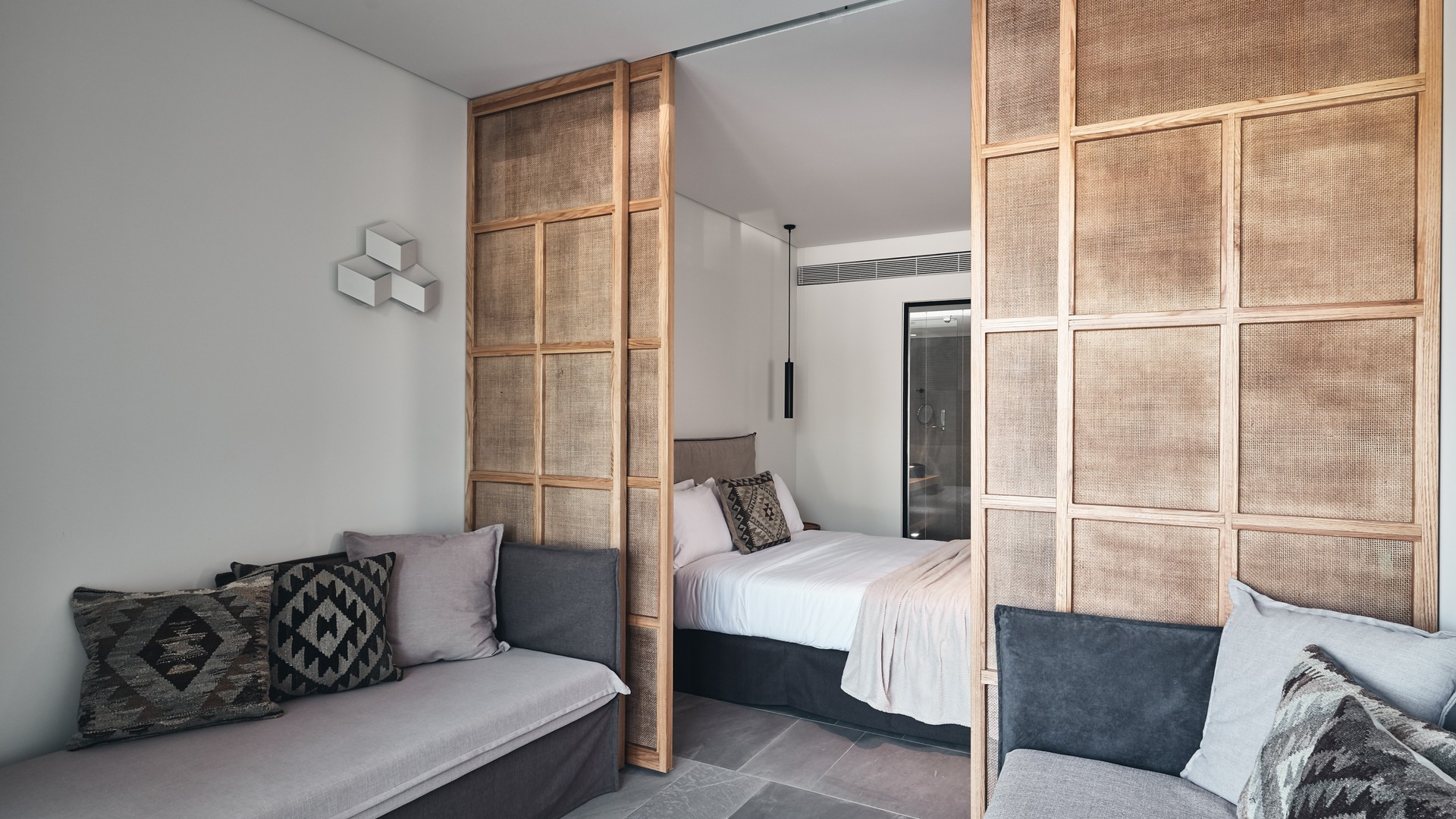 Aqua Bay Suites hotel porodicna soba.jpg