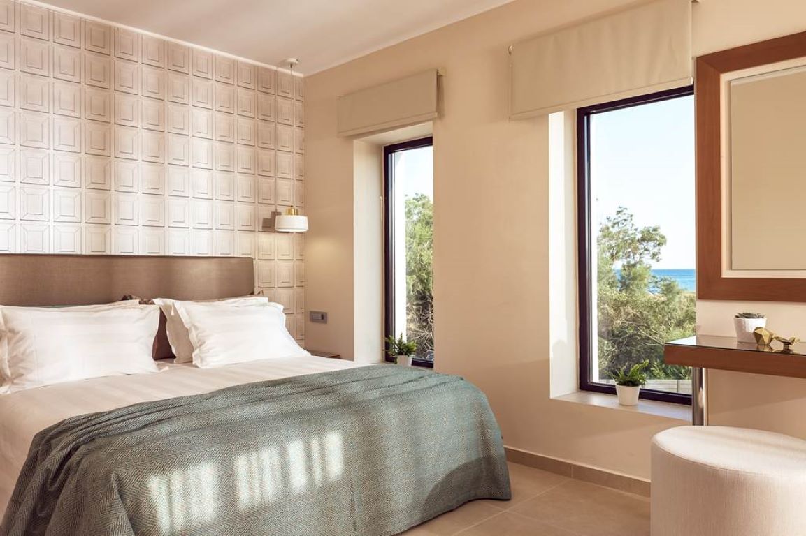 Golden Sun Resort hotel private pool suite pogled.jpg