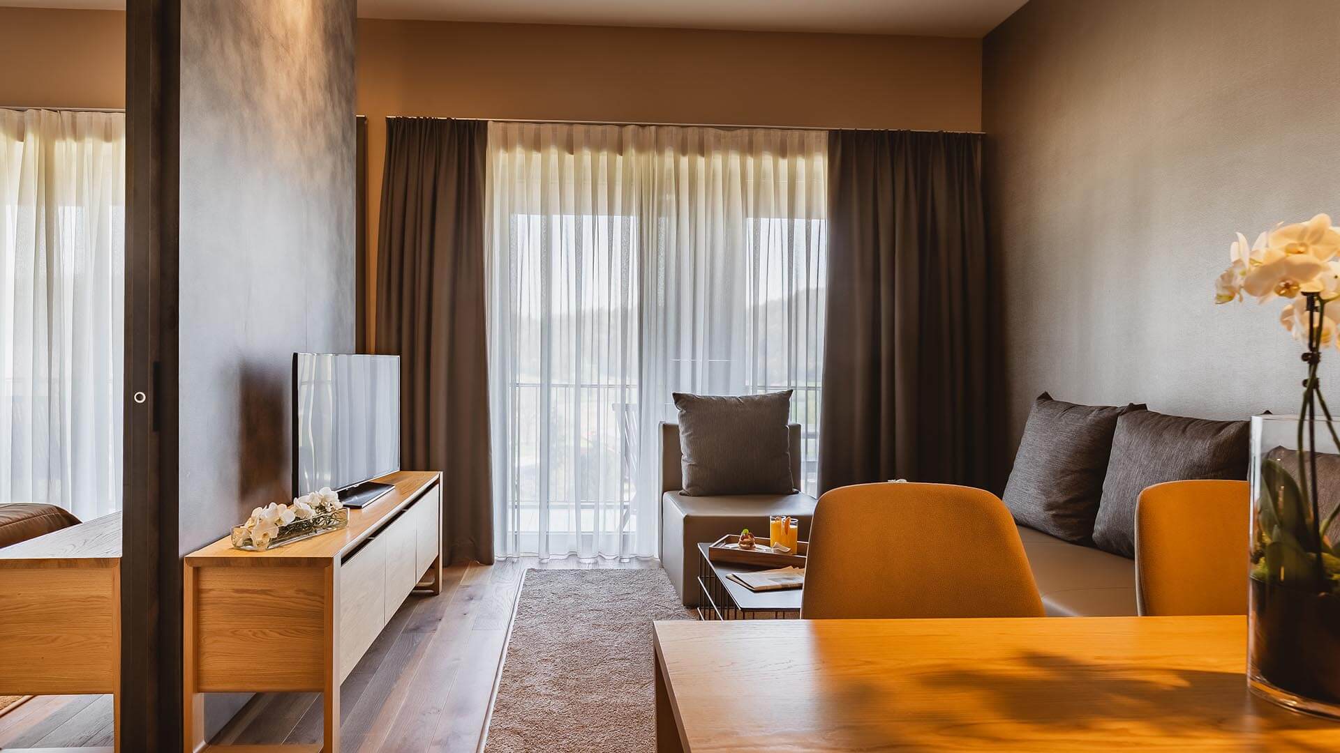 Hotel Sotelia-Executive suite sa vodenim krevetom i djakuzijem.jpg