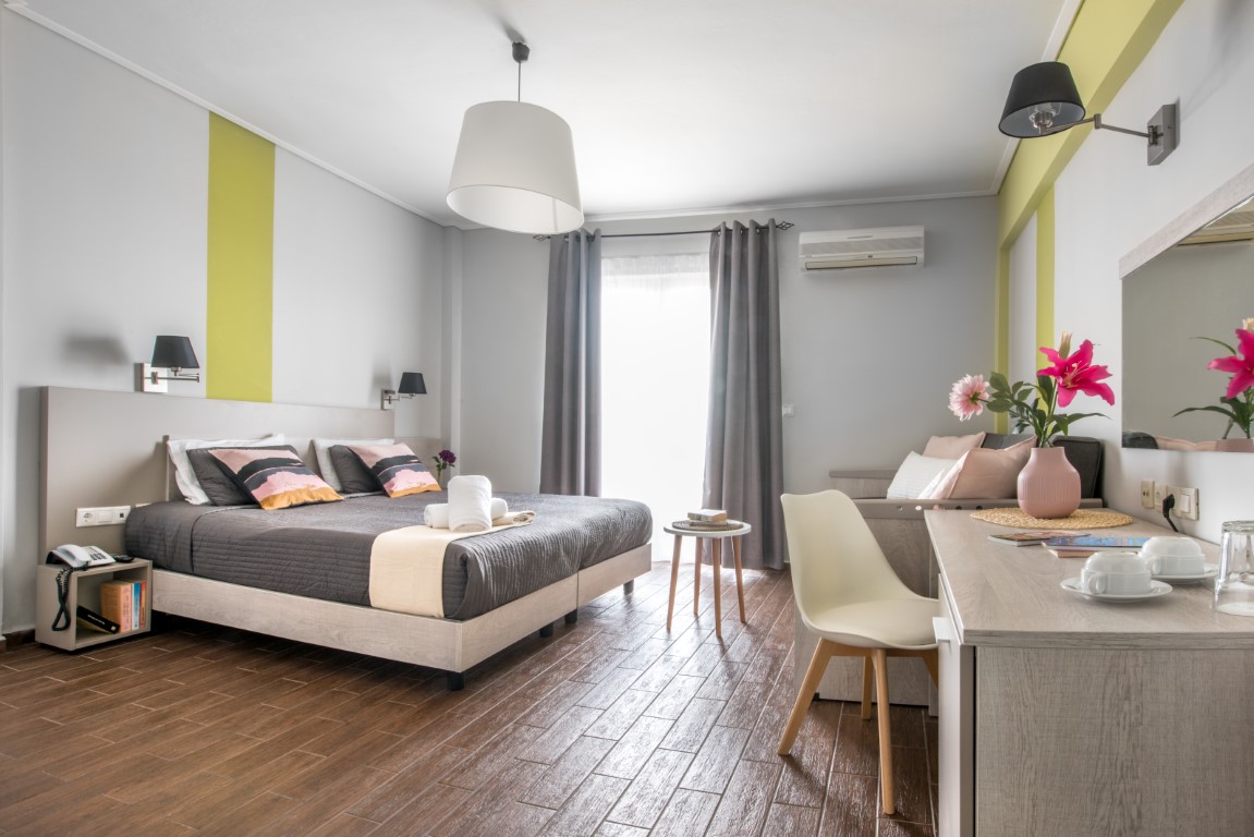 Myrto Hotel Attica superor tripple.jpg