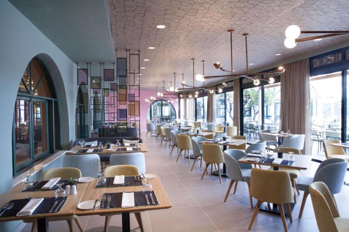 Dolce Athens Attica Riviera hotel restoran.jpg