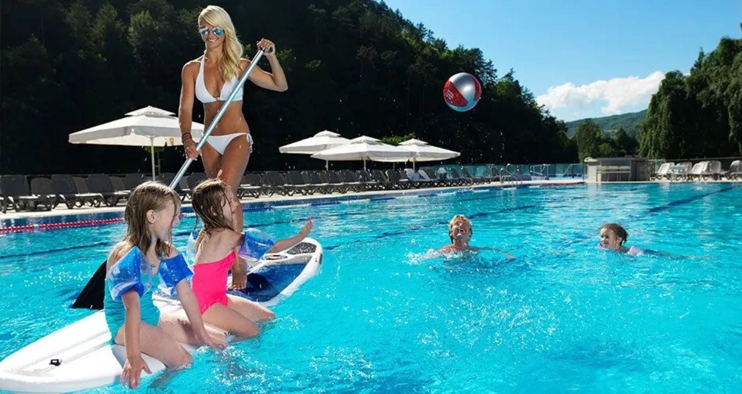 Thermana Park Lasko Hotel-Bazen.jpg