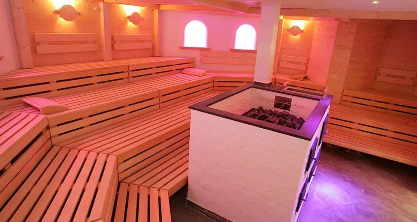 Thermana Park Lasko Hotel-Sauna.jpg