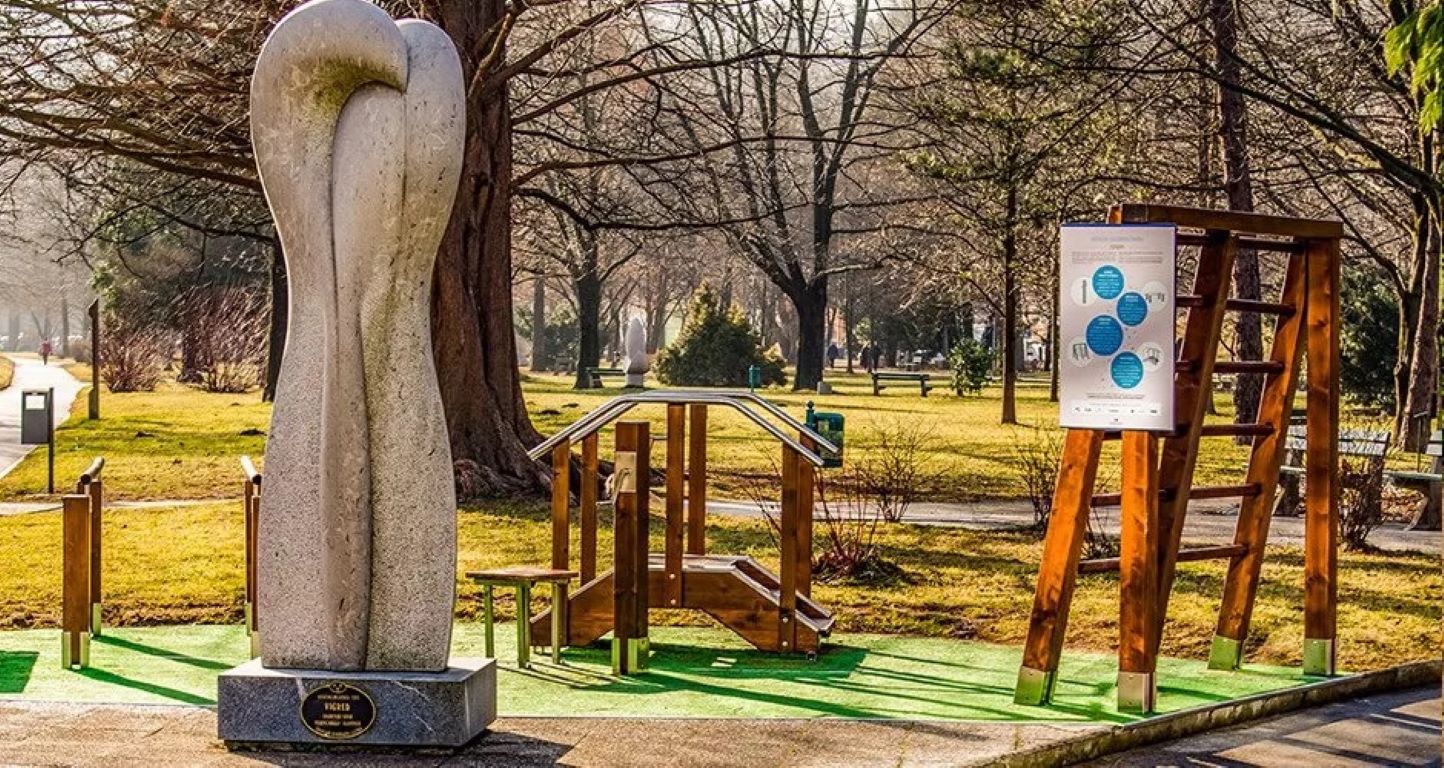 Hotel Zdravilisce Lasko-Fitnes na otvorenom.jpg