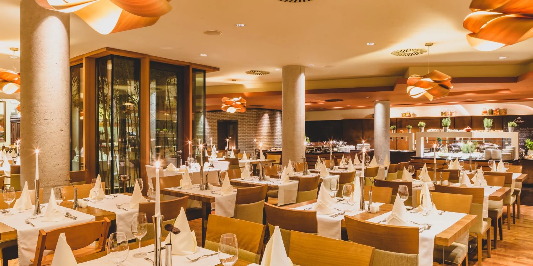 Kristal Hotel-Restoran.jpg
