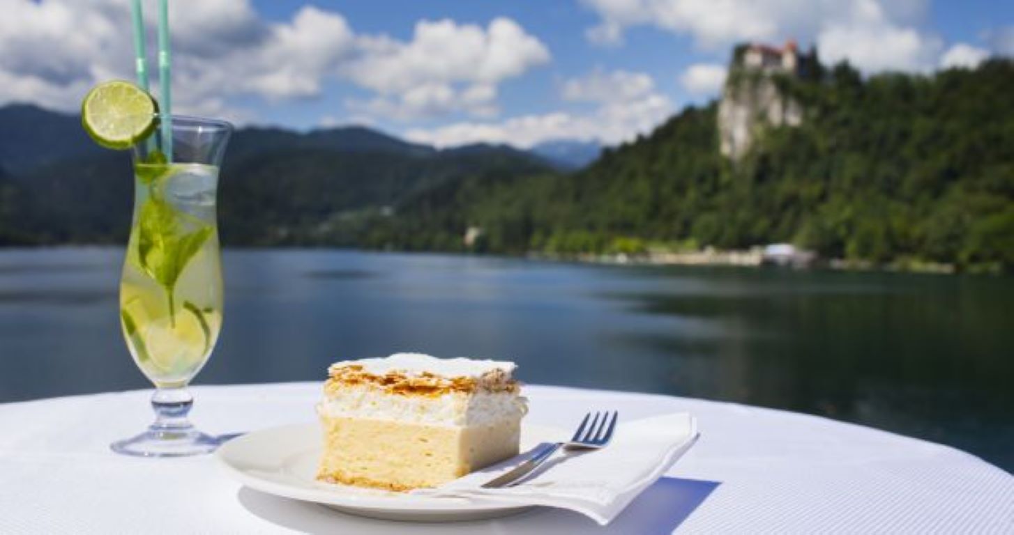 Hotel Rikli Balance-Terasa restorana.jpg