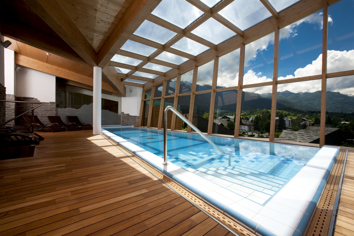Eco Hotel Bohinj-Unutrasnji bazen.jpg