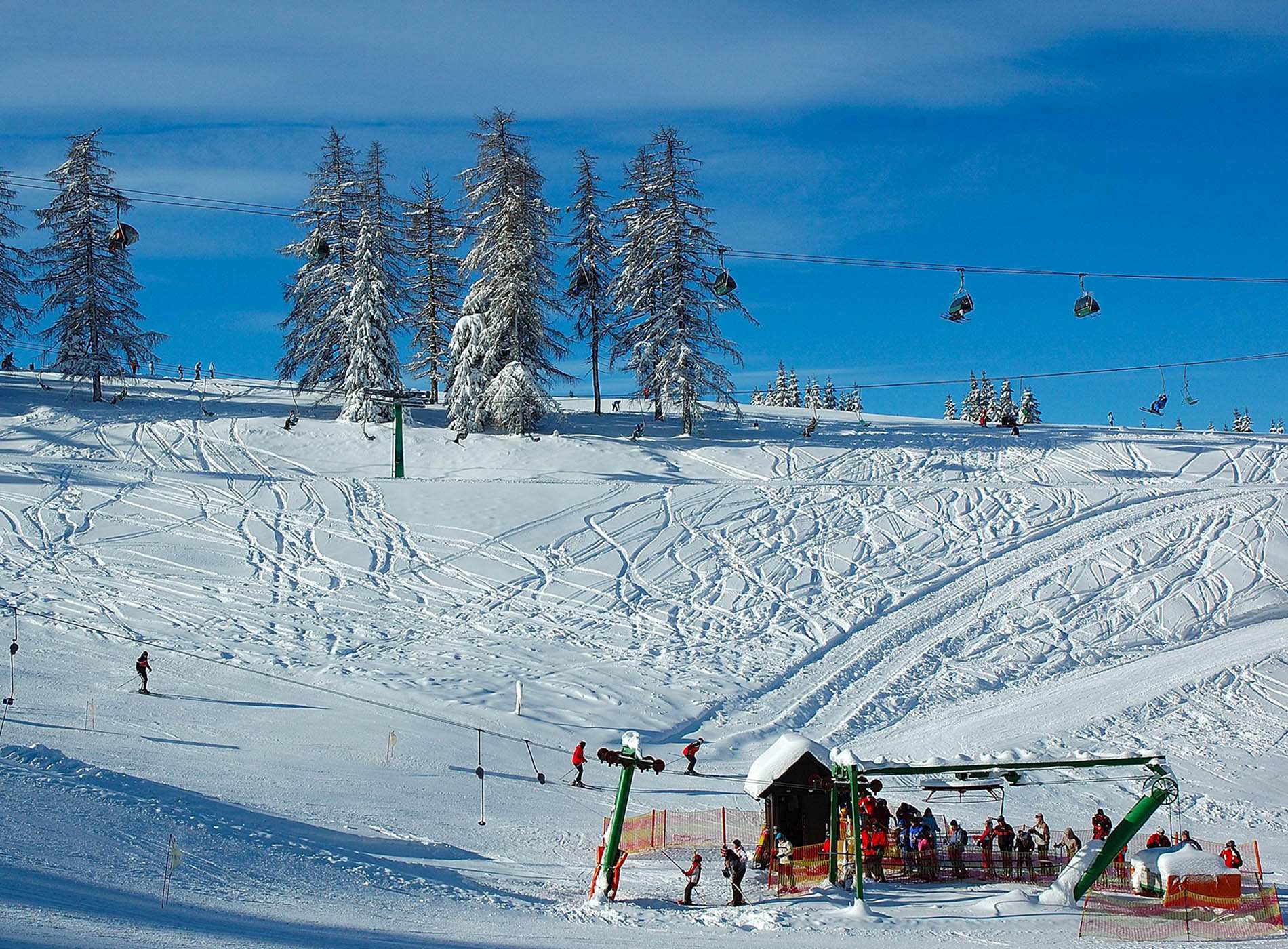 Hotel Cerkno-Skijanje.jpg