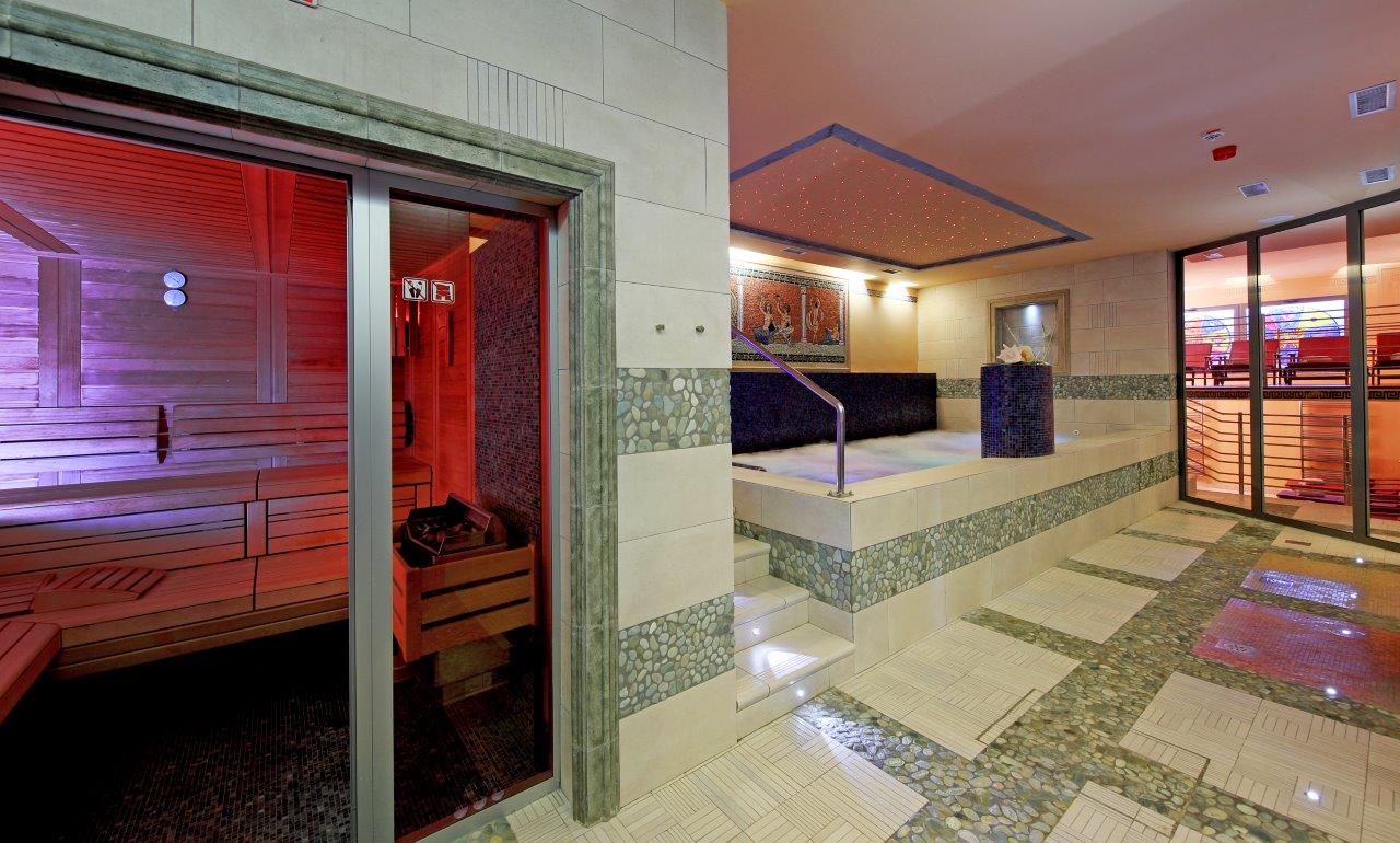 Hotel San Simon Resort-Wellness.jpg