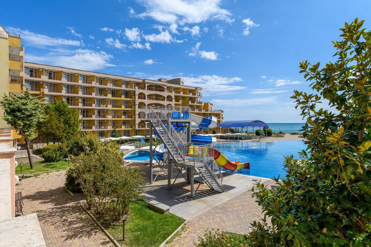 Midia Grand Resort tobogani.jpg