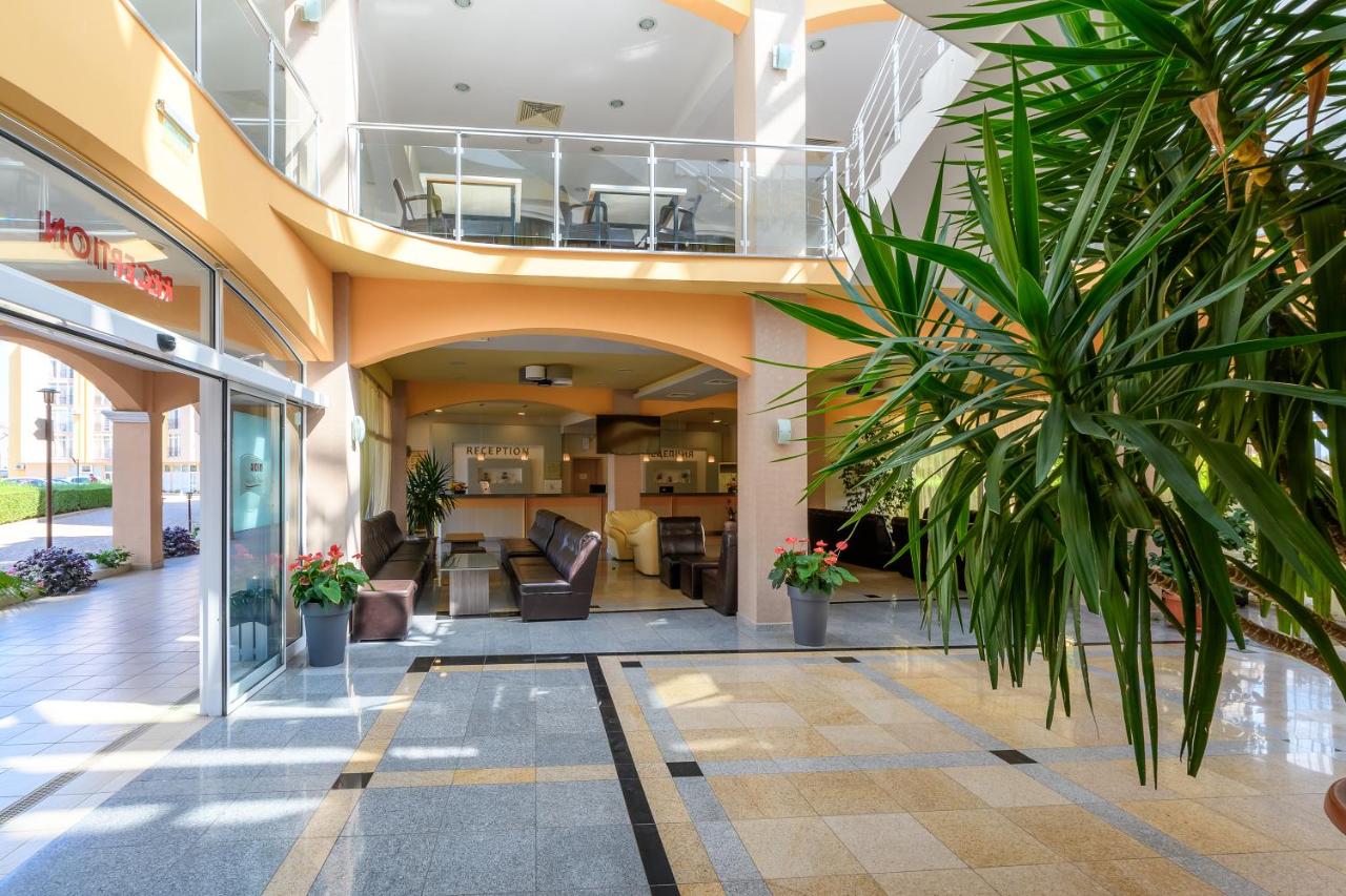 Midia Grand Resort ulaz.jpg