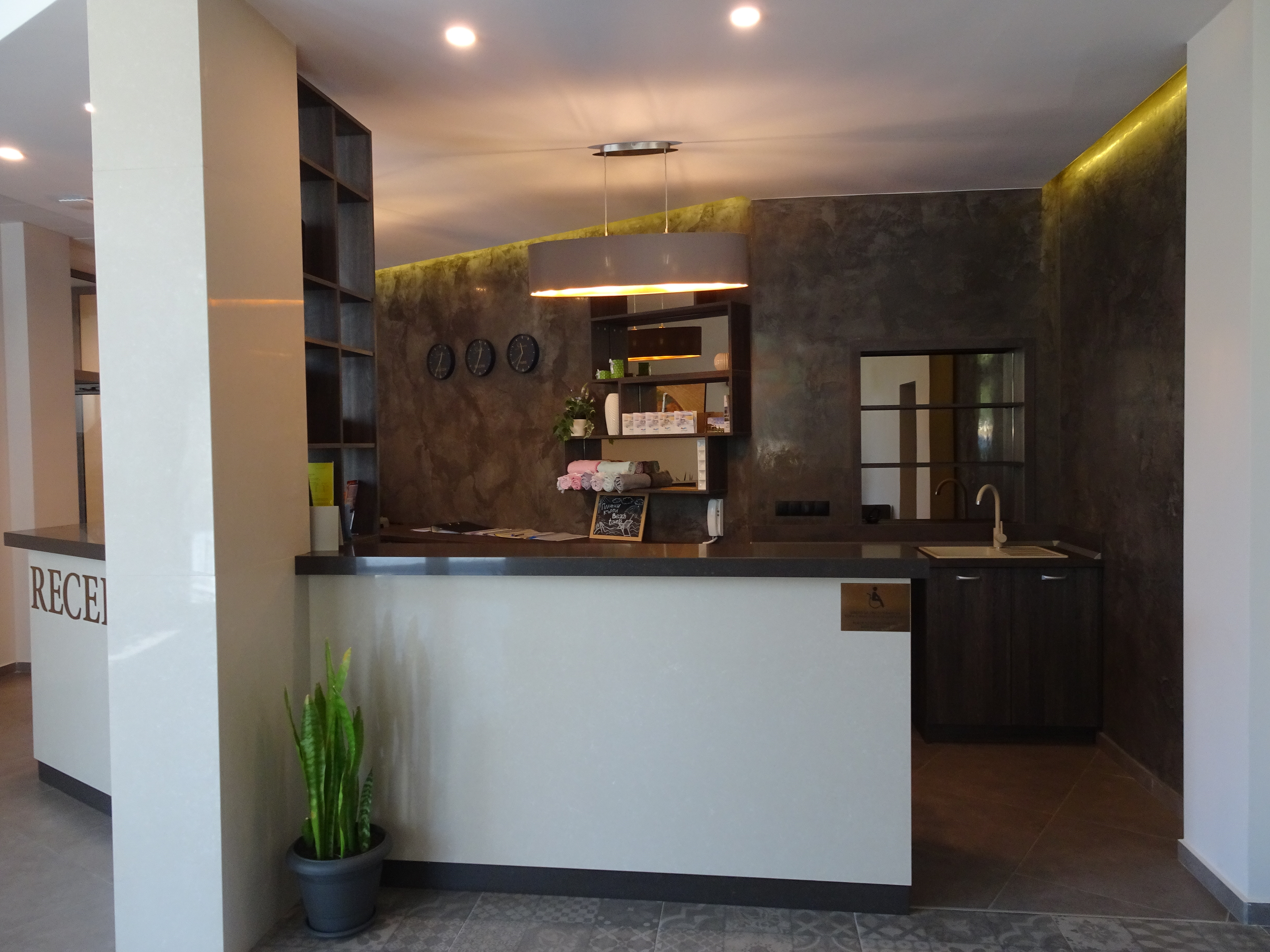Samara hotel recepcija.jpg