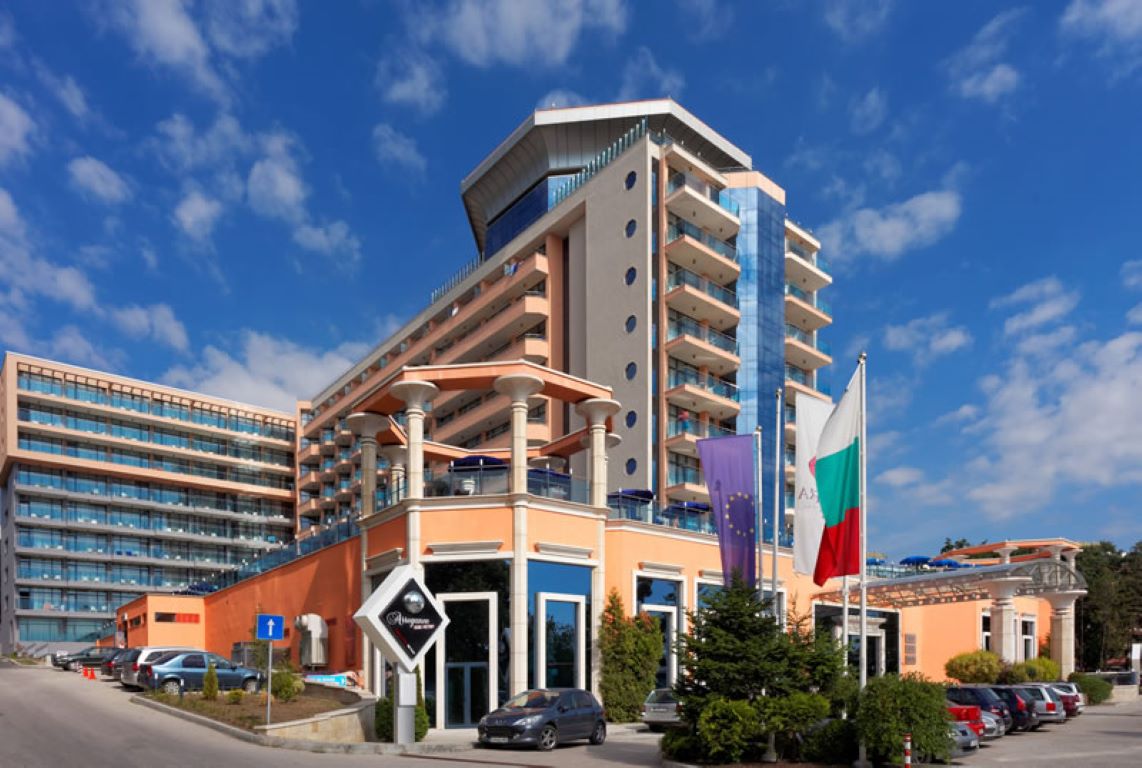 Astera Hotel-Izgled spolja.jpg