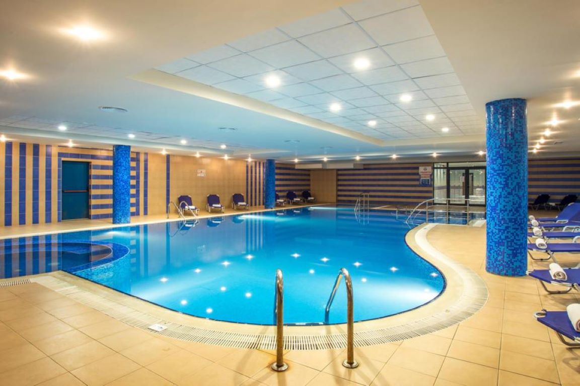 Hotel Astera-Unutrasnji bazen.jpg