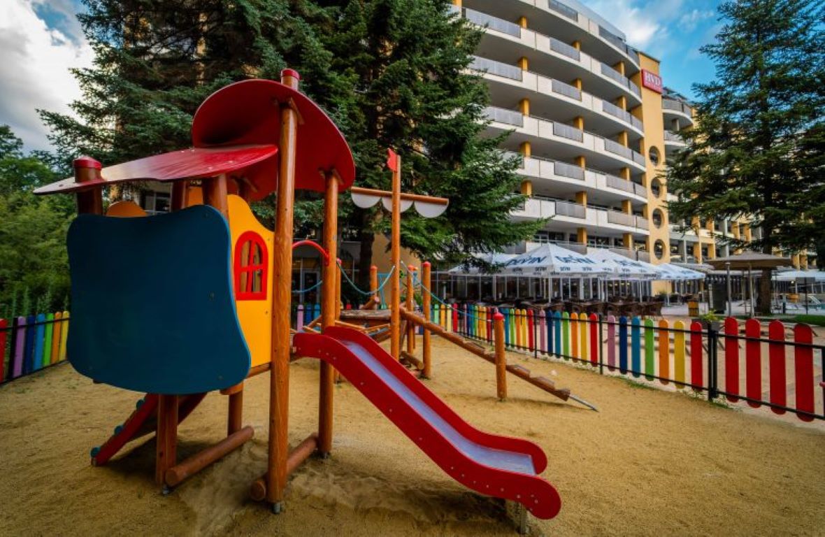 Hotel Viva Club-Decije igraliste.jpg