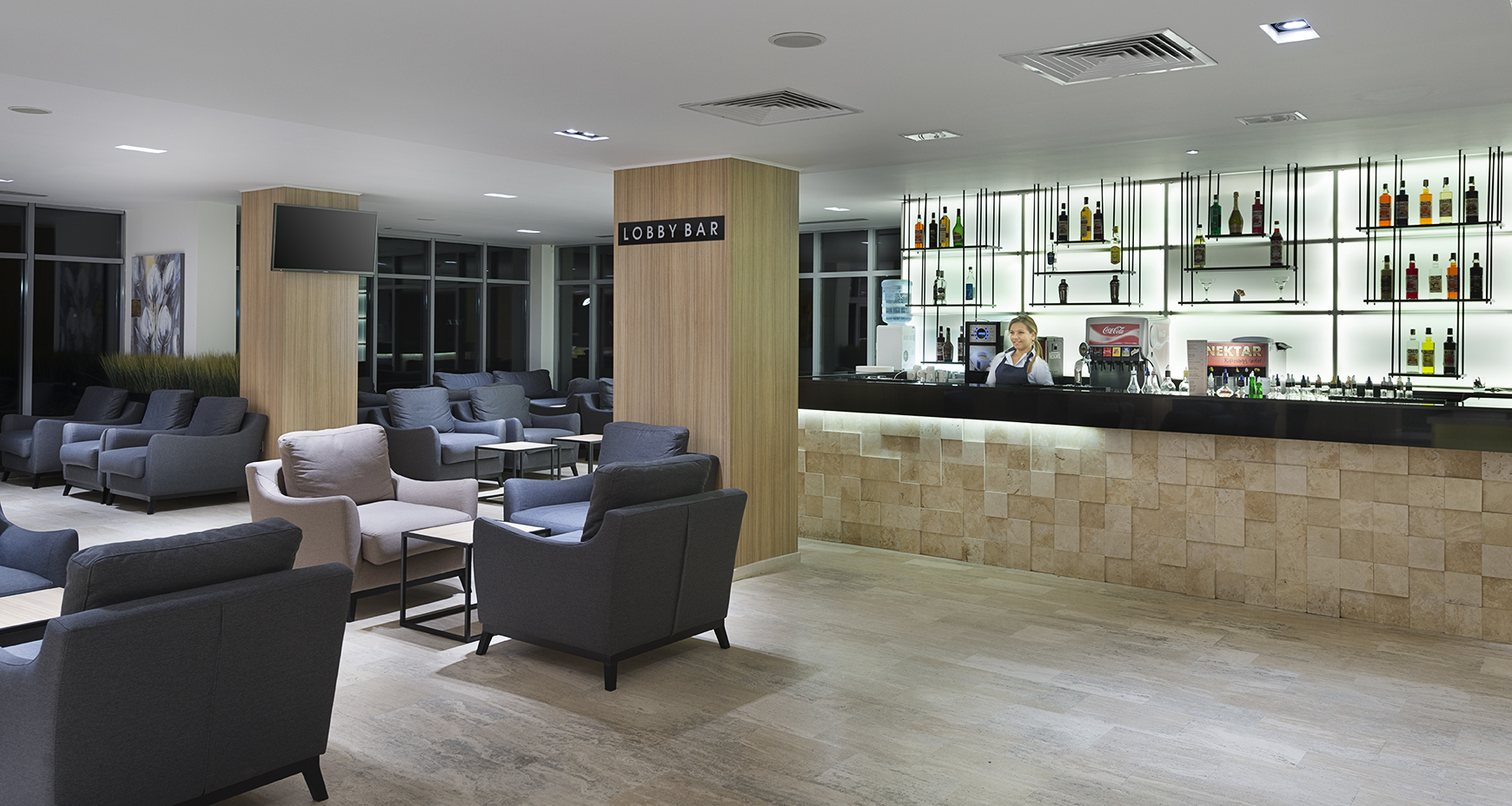 Hotel Viva Club-Lobby bar.jpg
