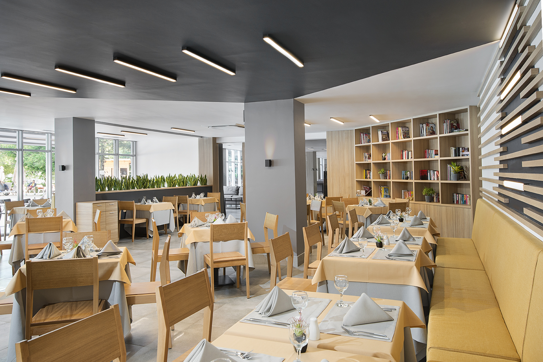Viva Club Hotel-Restoran.jpg