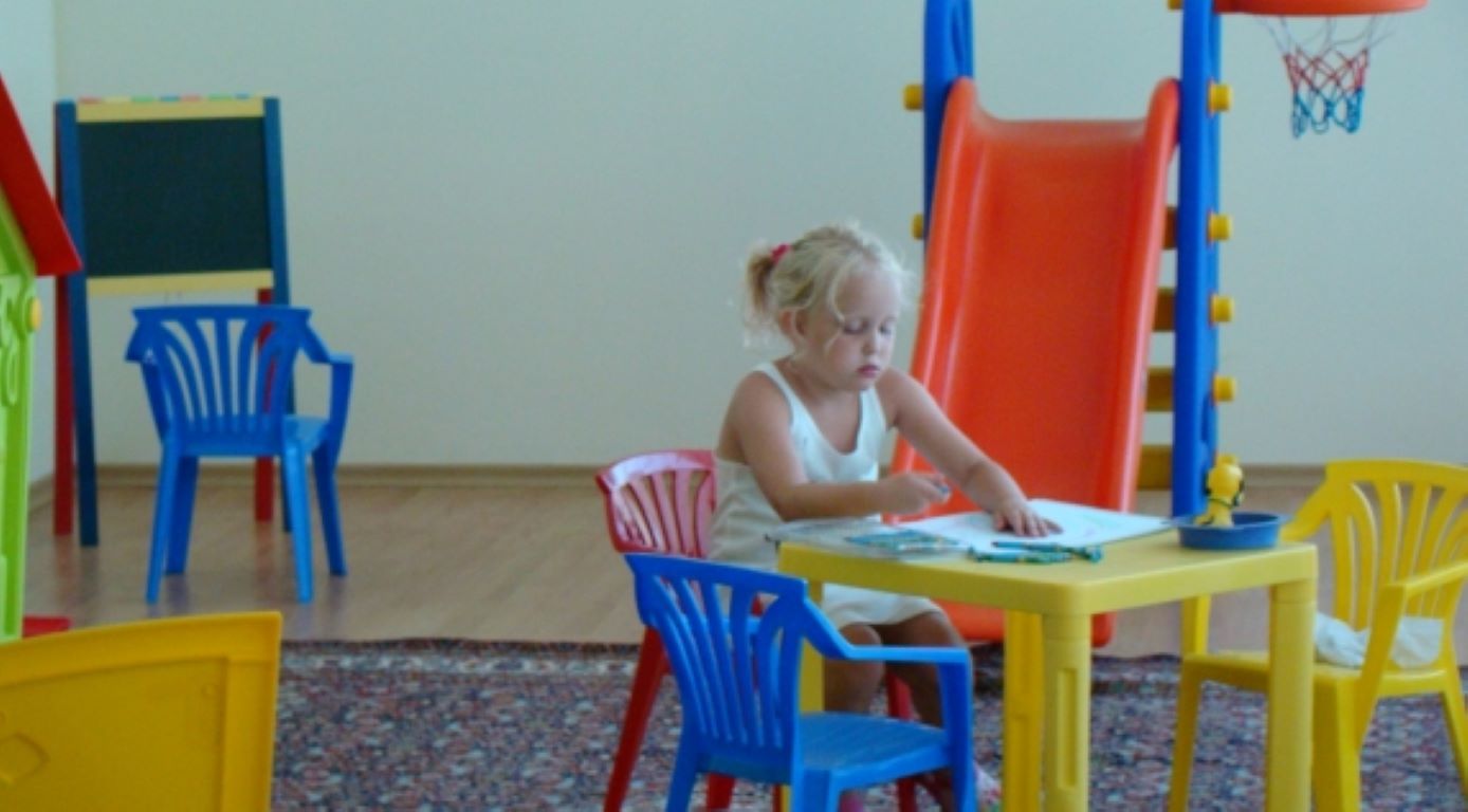 Hotel Palma-Deciji klub.jpg