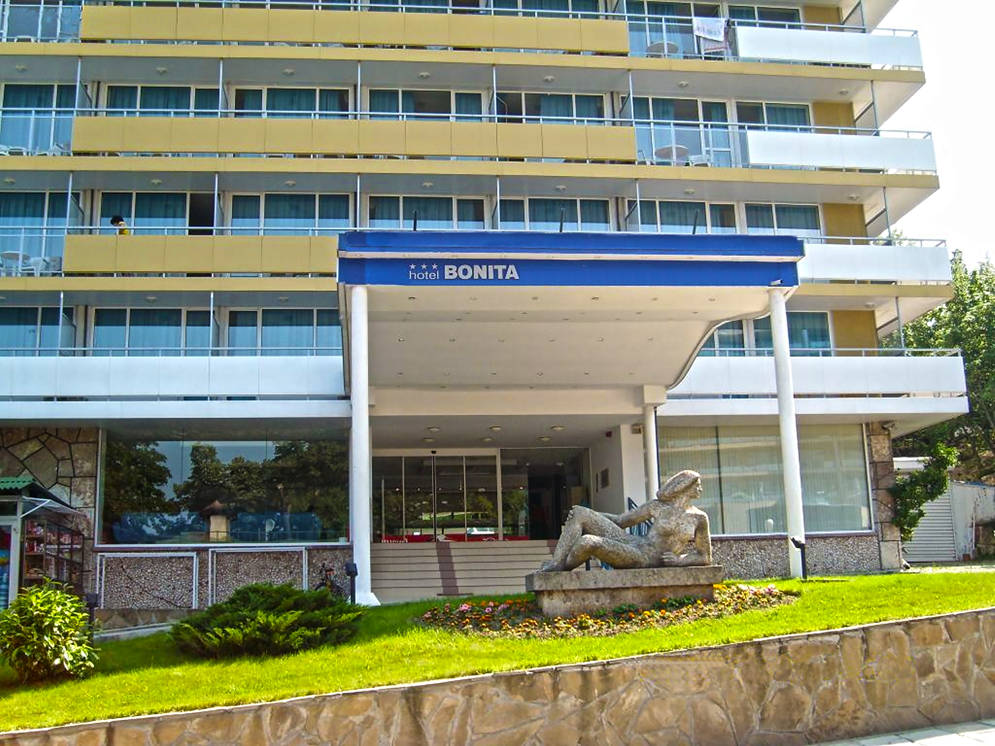 Bonita Hotel-Ulaz u hotel.jpg