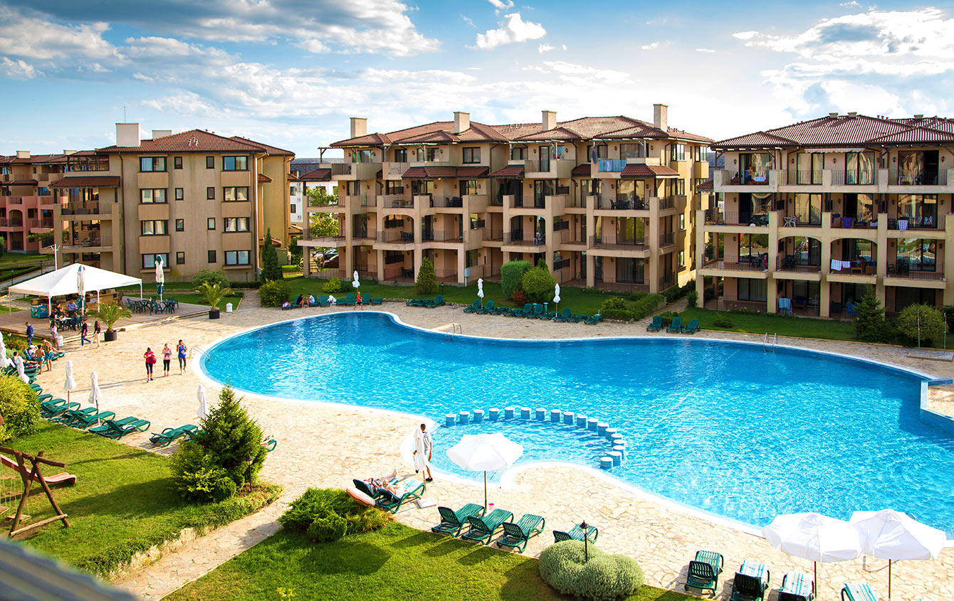 Kaliakria Resort Hotel-Bazeni.jpg