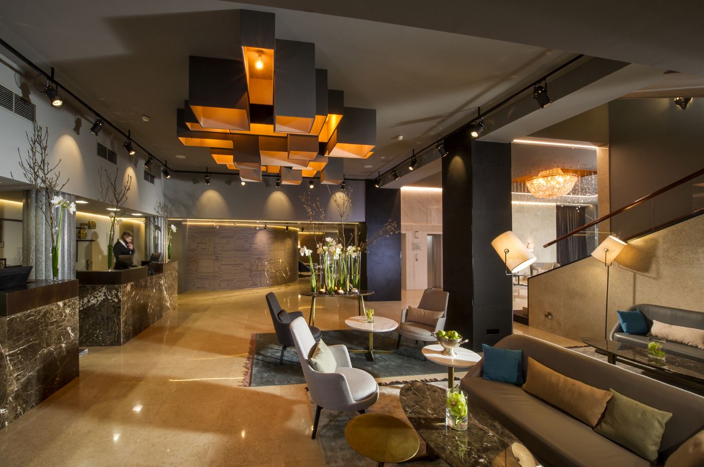 Slon Hotel-Lobby.jpg