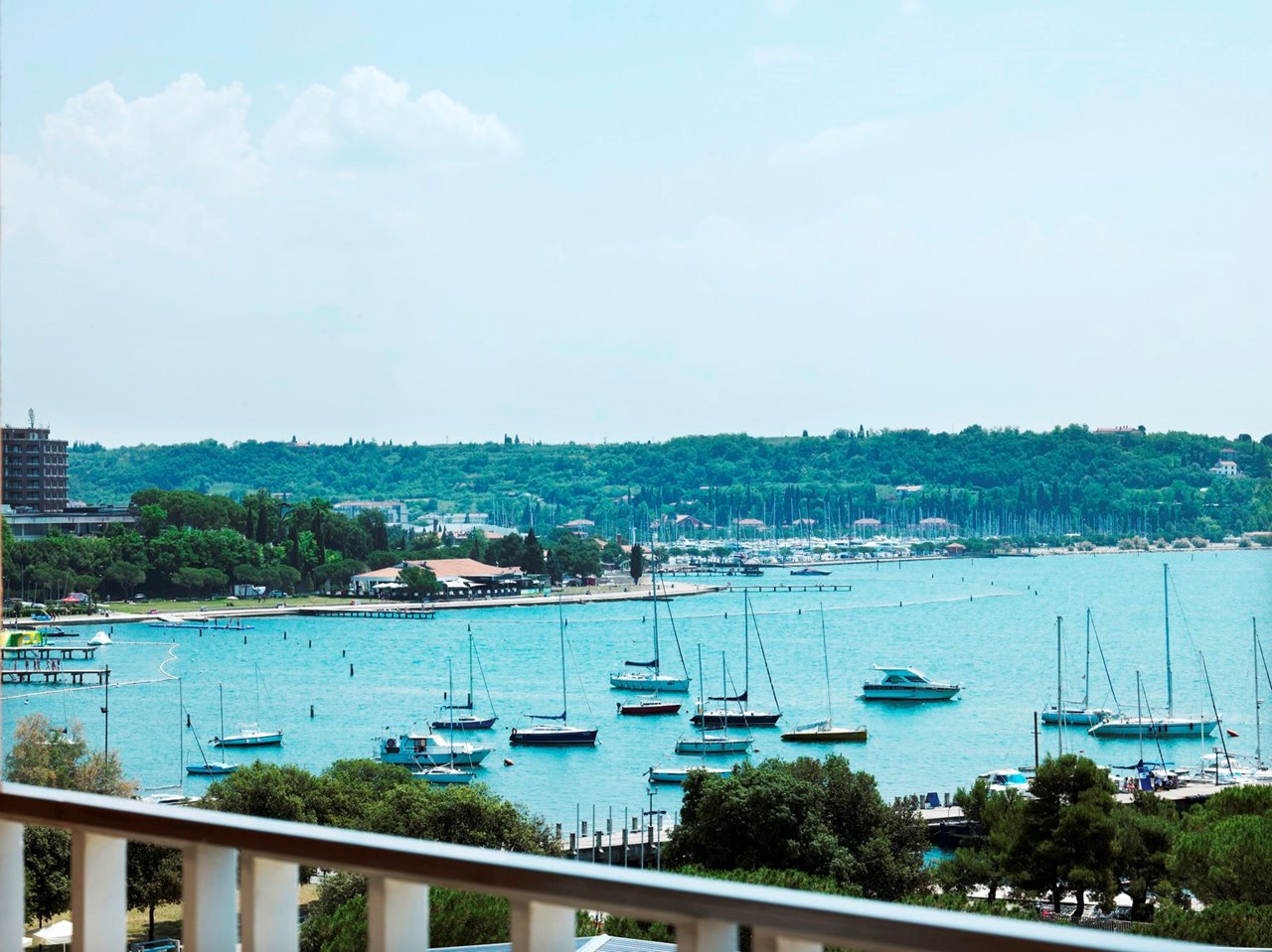 Act ION Hotel Neptun-Panorama hotela.jpg