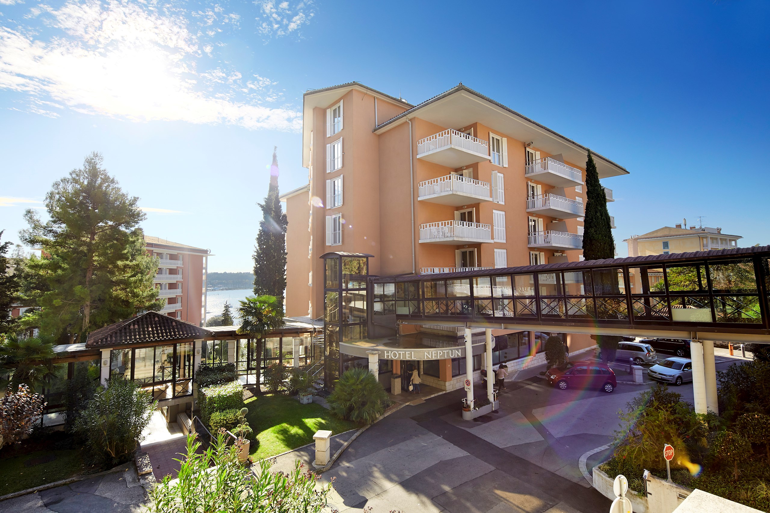 Hotel Act ION Neptun-Eksterijer hotela.jpg