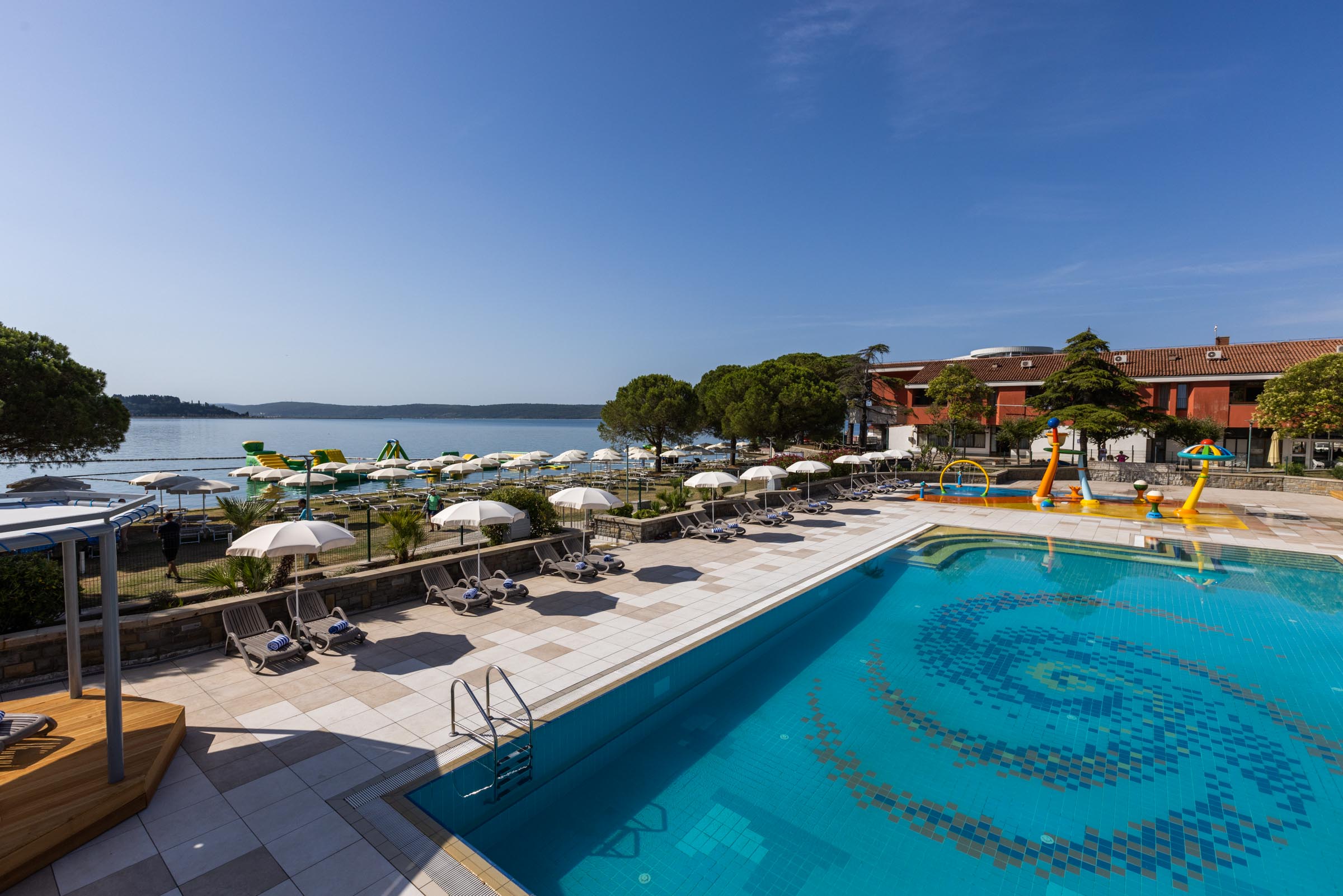 Hotel Histrion-Bazen.jpg