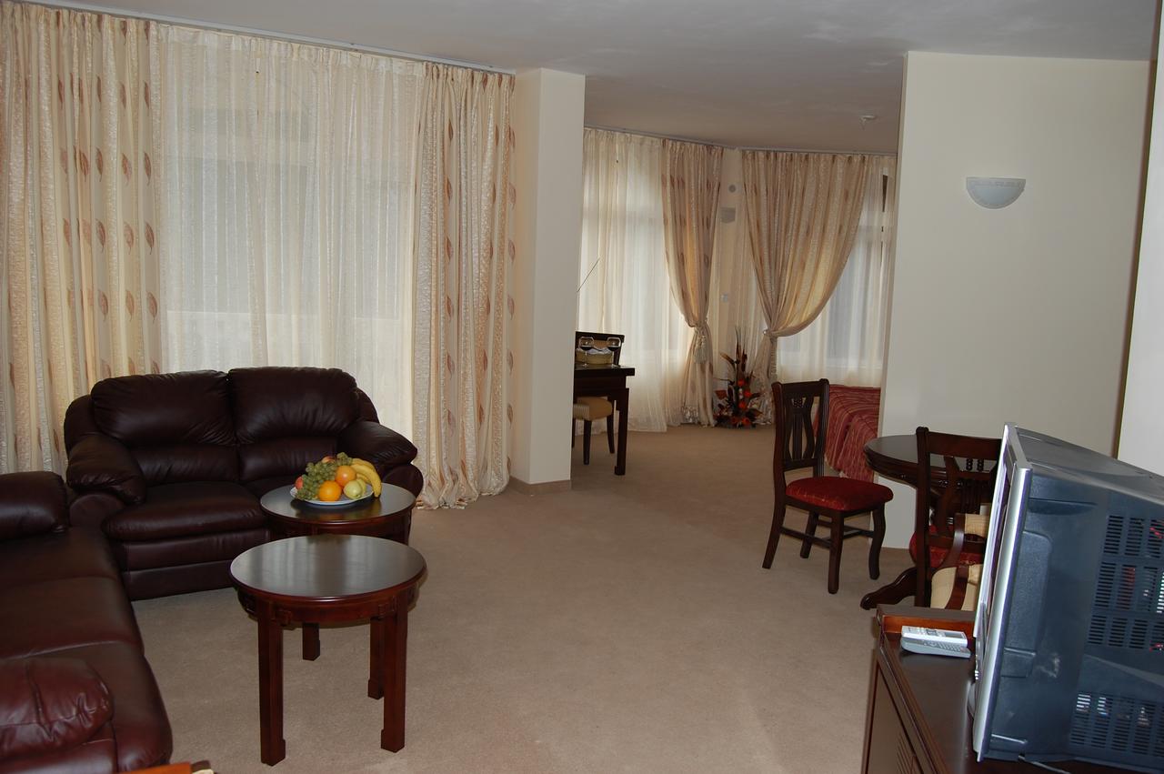 Princess Residence hotel junior suite.jpg