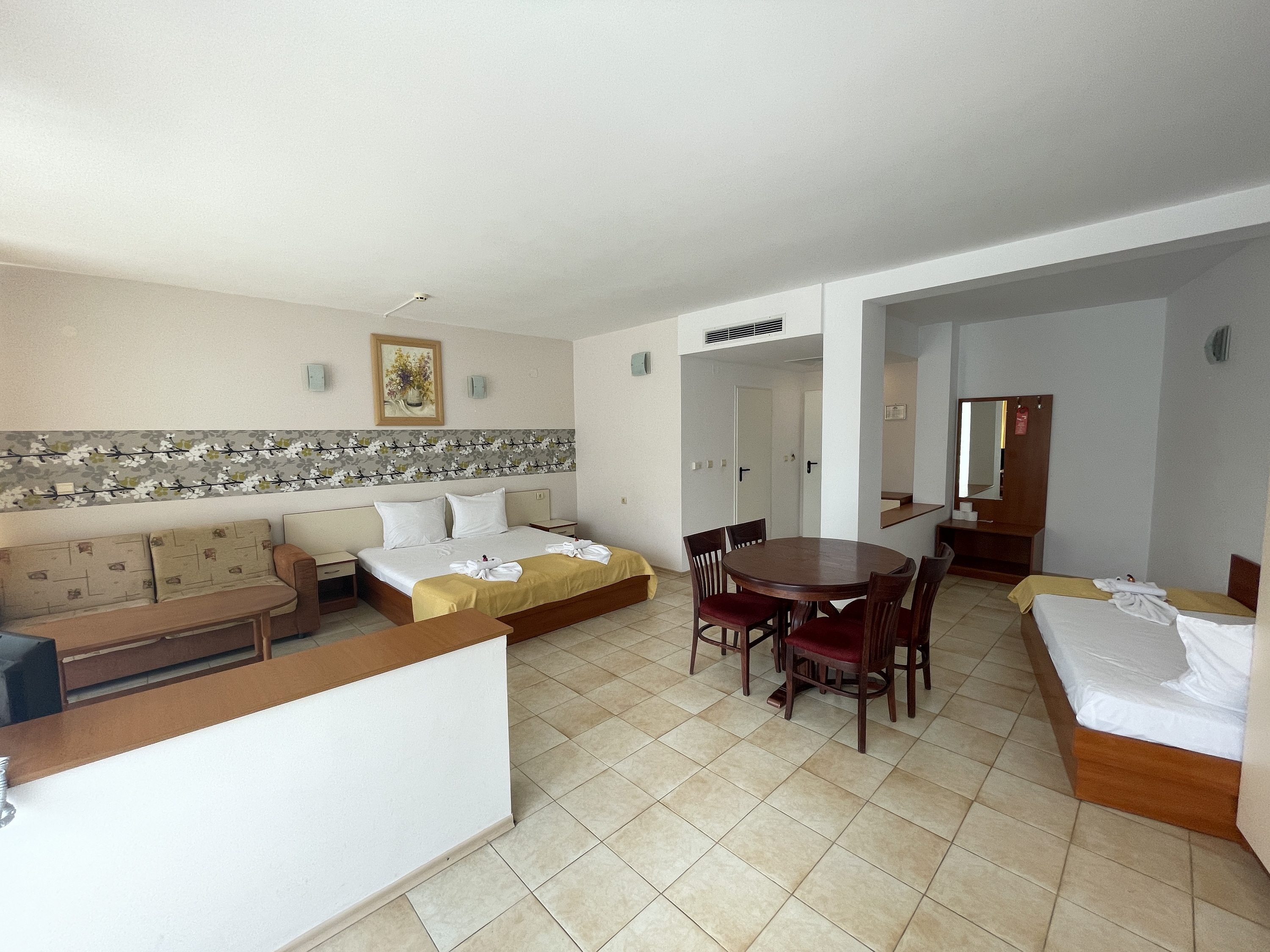 Onyx hotel studio.jpg