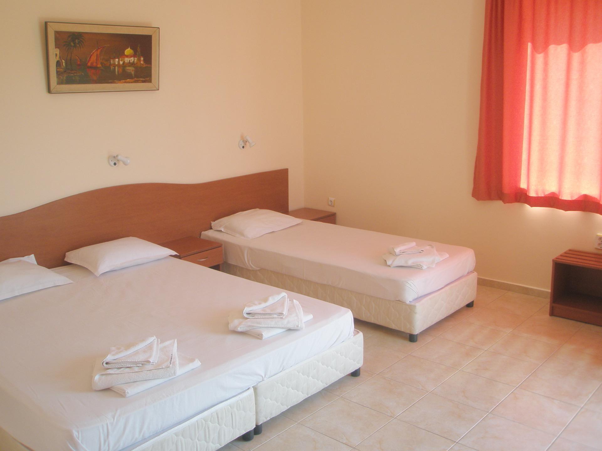 Morski Dar hotel family soba.jpg